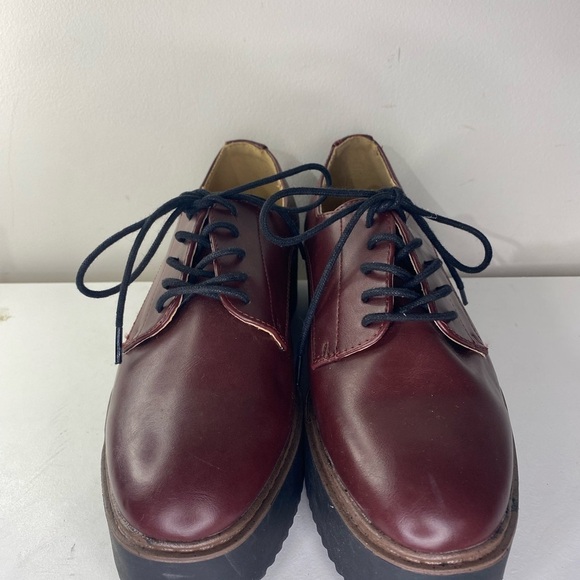 Madden Girl Written Burgundy Platform Oxford Shoes EUC Size 7.5 Goth Grunge - Picture 2 of 15